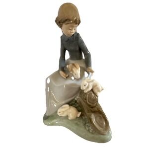 Vintage Lladro, NAO,1987,Girls w/ Rabbits Spain N.o 1026 With Original Box